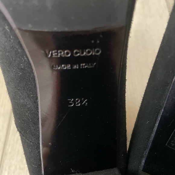 Barneys New York Black Suede Ankle Boots Pointed Toe Block Heel EU 38.5 - Picture 7 of 9